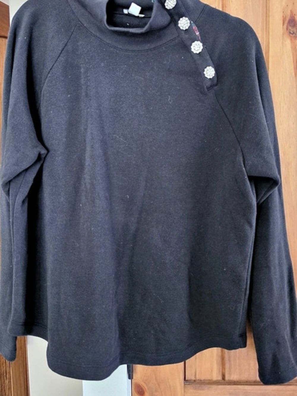 Tartan Wide Button-Collar Sweatshirt